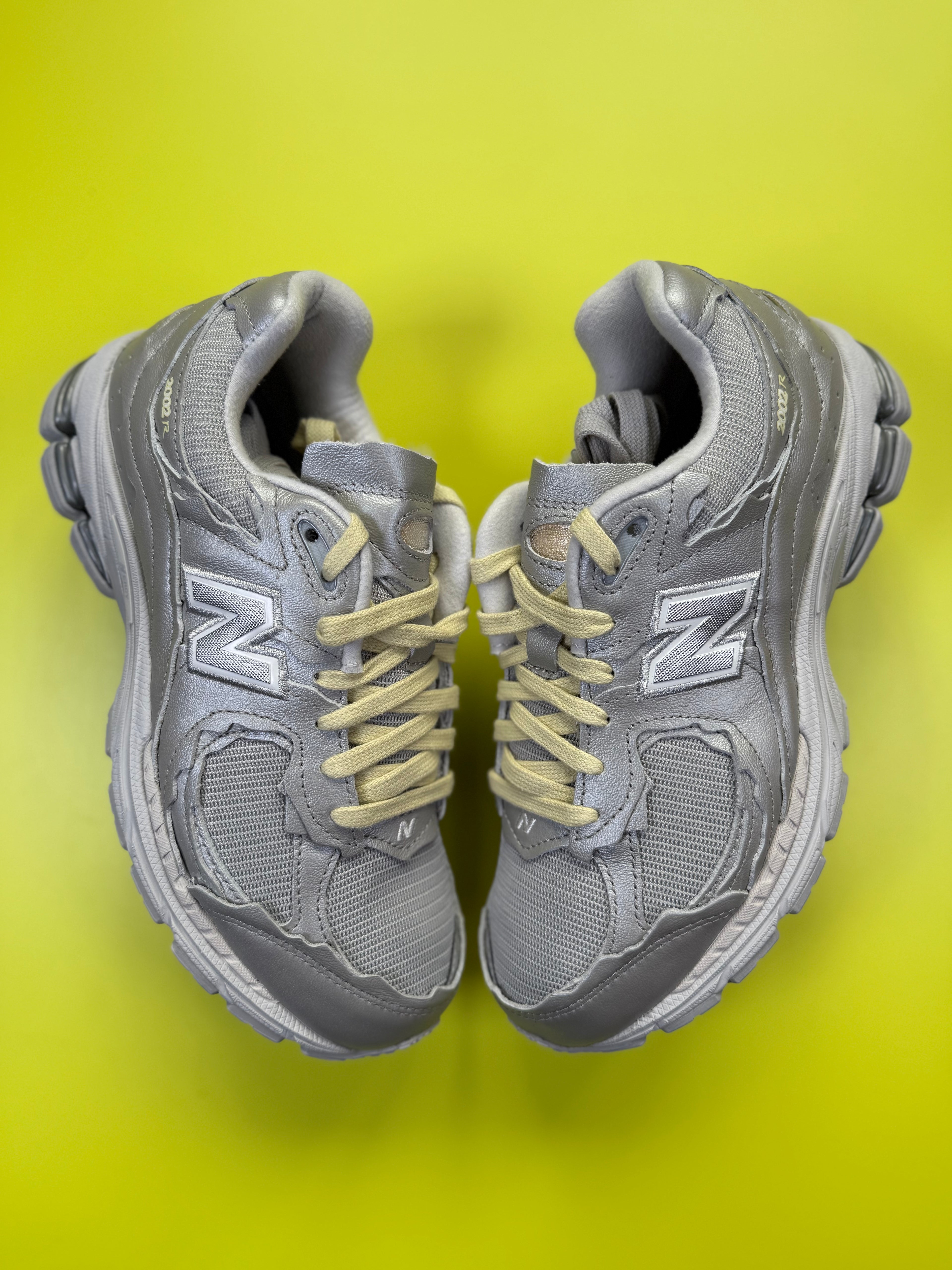New Balance 2002R pure silver