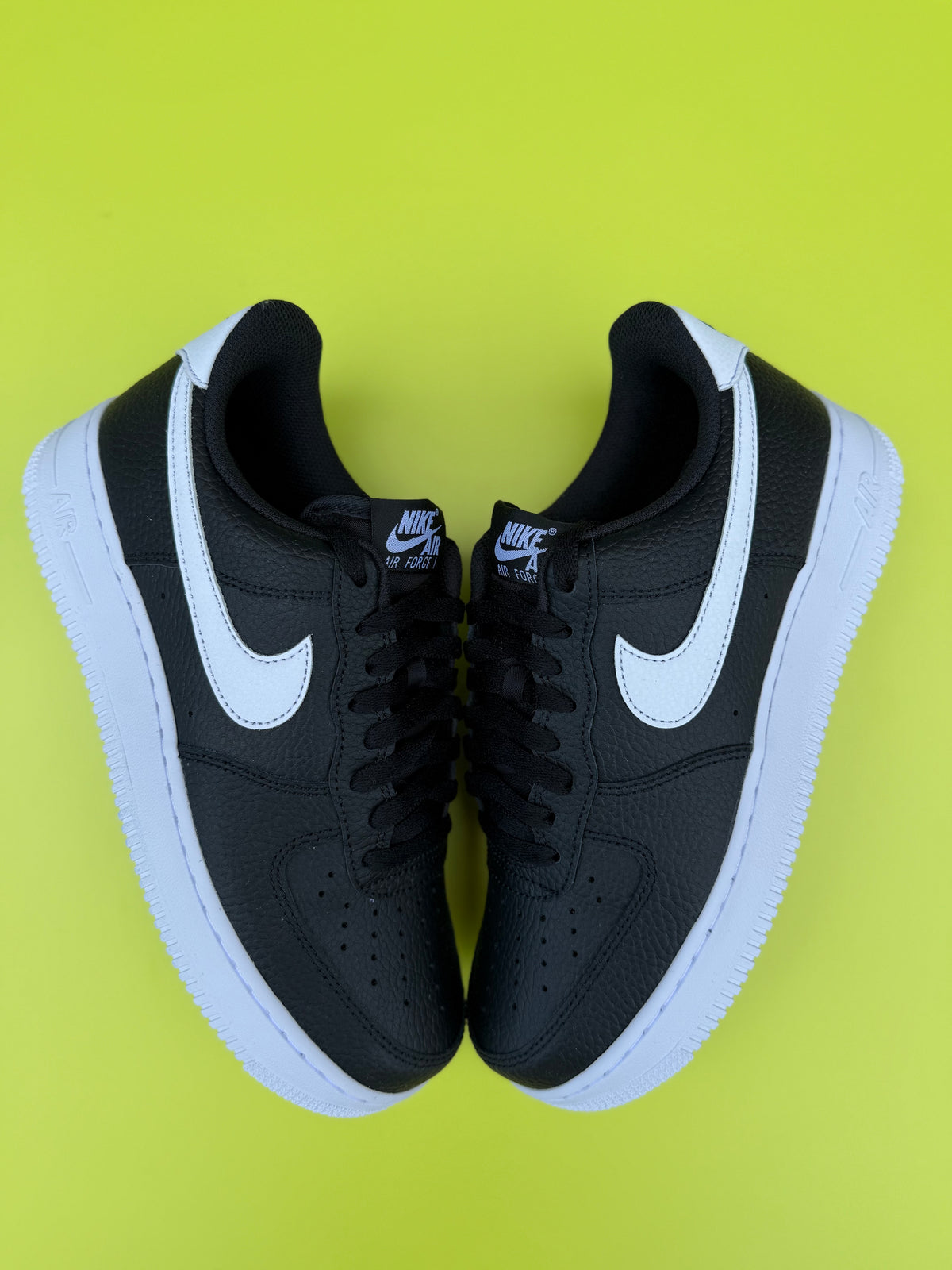 Nike Air Force 1 Black White