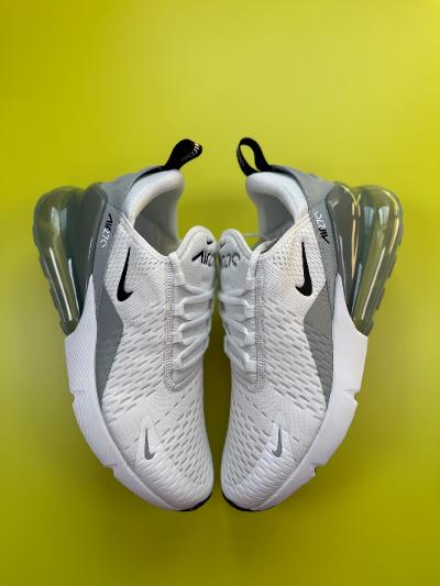 Air Max 270